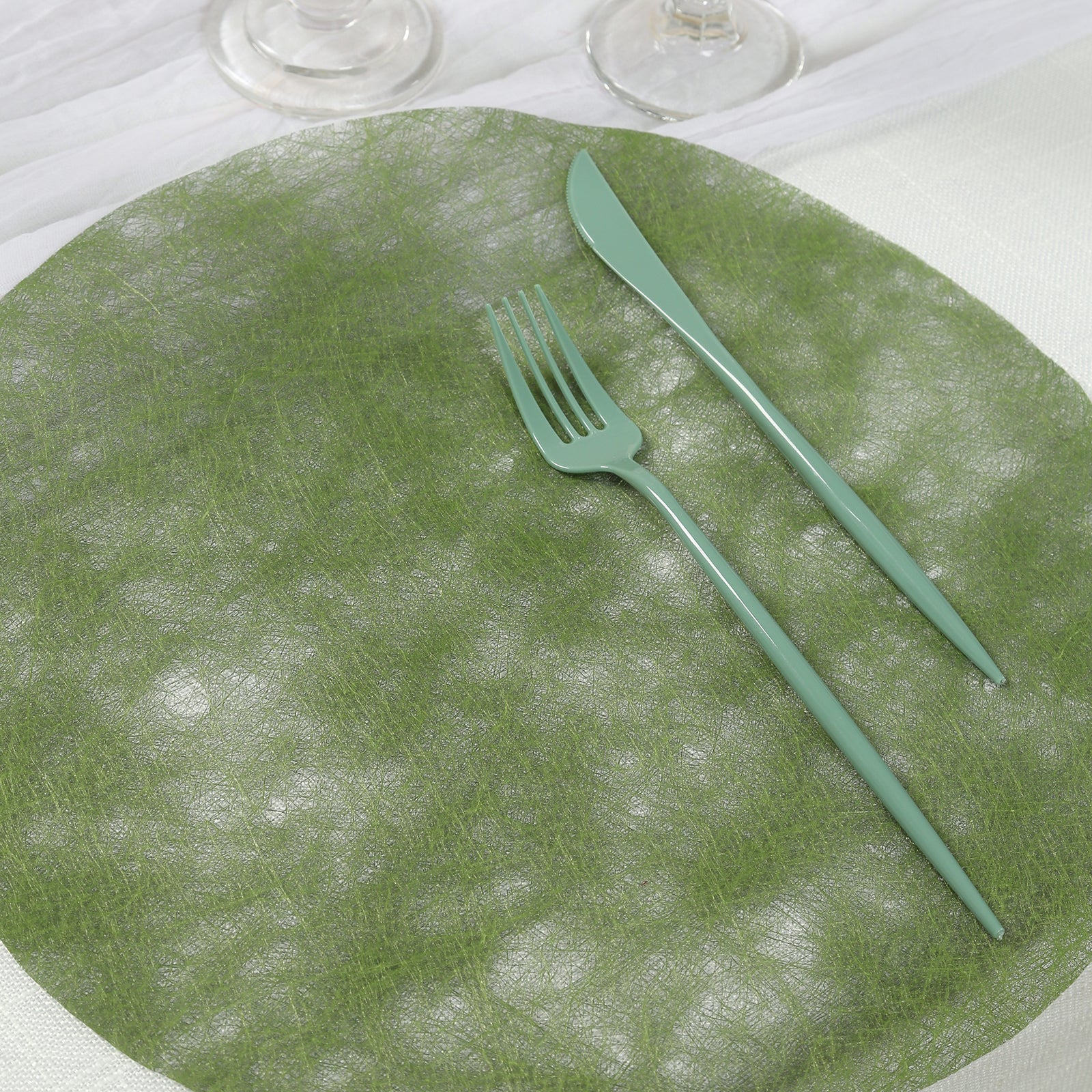 50 Pack Disposable Olive Green Placemats, 13" Non-Woven Mesh Fiber Round Table Mats for Dining & Events